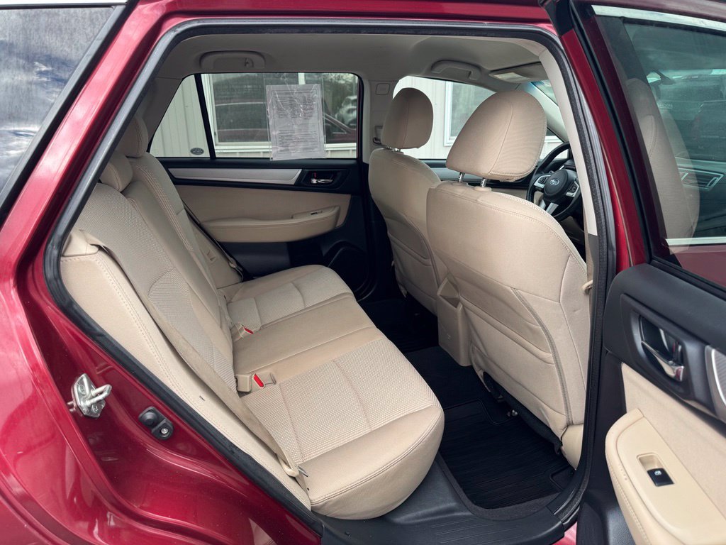 Used 2016 Subaru Outback 2.5i Premium AWD/4WD image 13