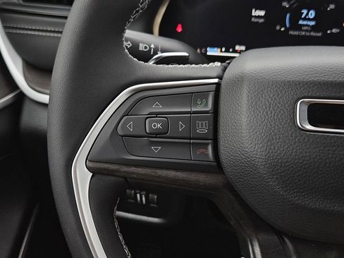 New 2026 Jeep Grand Cherokee Limited image 15