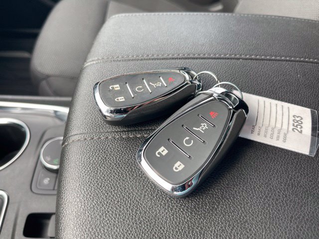 Used 2023 Chevrolet Traverse LT FWD image 11