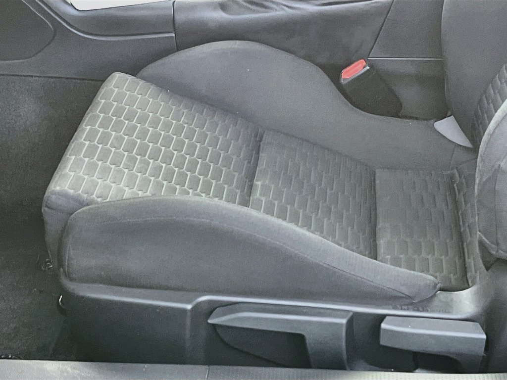 Used 2023 Toyota GR86 RWD image 18
