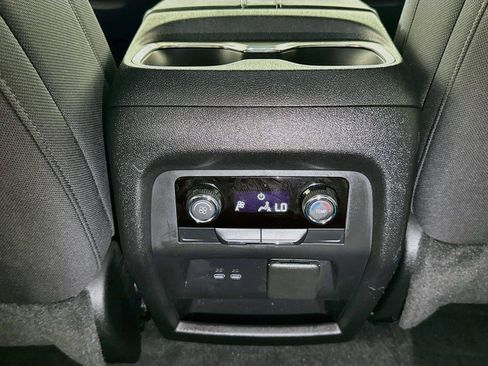 Certified 2026 Chevrolet Traverse LT w/ Driver Confidence Package FWD image 23