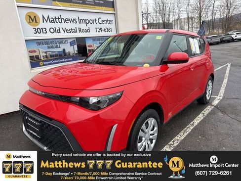 Certified 2024 Kia Soul LX image 1