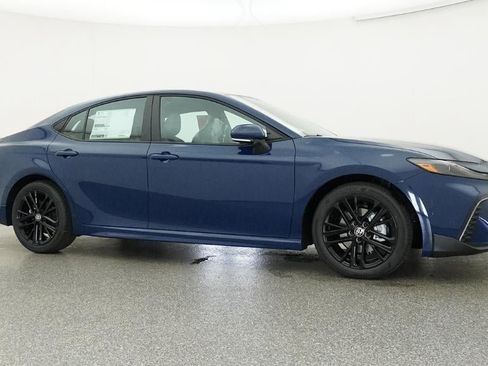 New 2026 Toyota Camry SE image 28