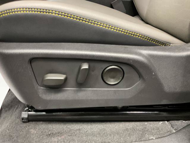 New 2026 Chevrolet Colorado ZR2 AWD/4WD image 14