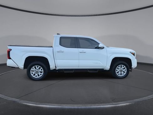 Used 2024 Toyota Tacoma SR5 RWD image 9