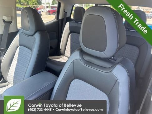 Used 2022 Chevrolet Colorado Z71 AWD/4WD image 13