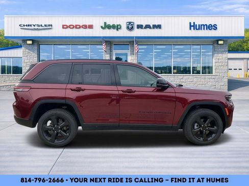 New 2026 Jeep Grand Cherokee Limited w/ Limited Altitude Package AWD/4WD image 2