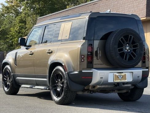 Used 2021 Land Rover Defender 110 S image 3