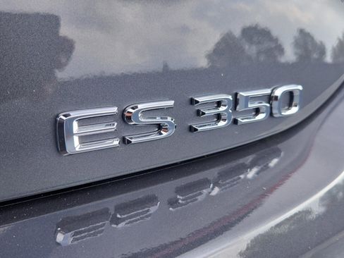 New 2025 Lexus ES 350 w/ Premium Package image 9