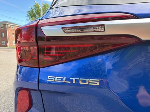 Used 2021 Kia Seltos SX AWD/4WD image 11