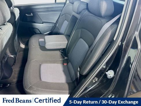 Used 2016 Kia Sportage LX image 16