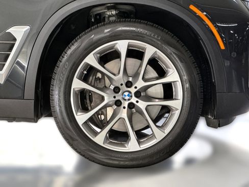 Used 2026 BMW X5 xDrive50e w/ Premium Package AWD/4WD image 11