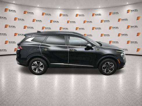 Used 2023 Kia Sportage LX AWD/4WD image 38