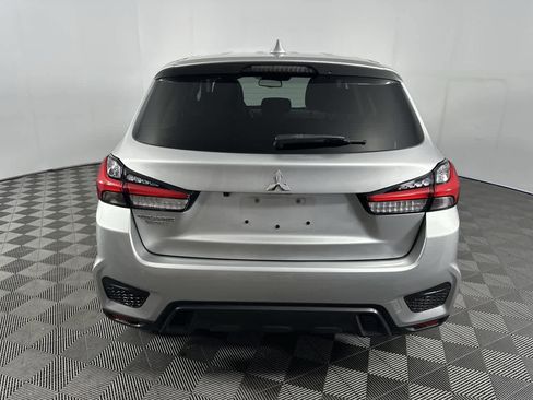 Used 2022 Mitsubishi Outlander Sport ES FWD image 17