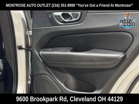 Used 2023 Volvo XC60 B5 Plus image 43