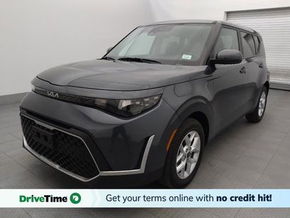 Used 2025 Kia Soul LX w/ LX Technology Package