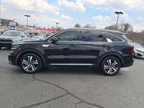 Used 2022 Kia Sorento SX w/ Panoramic Sunroof Package image 6