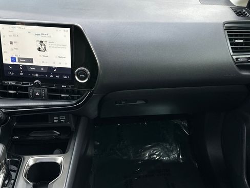 Used 2024 Lexus NX 250 FWD image 29
