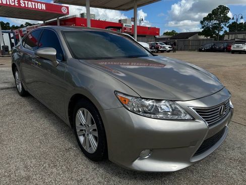Used 2015 Lexus ES 350 FWD image 2