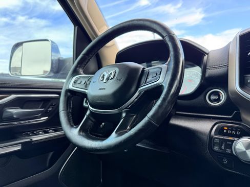Used 2019 RAM 1500 Laramie w/ Trailer Tow Group AWD/4WD image 9