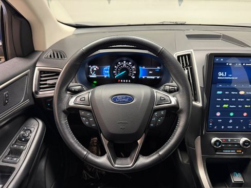 Certified 2024 Ford Edge SEL AWD/4WD image 16
