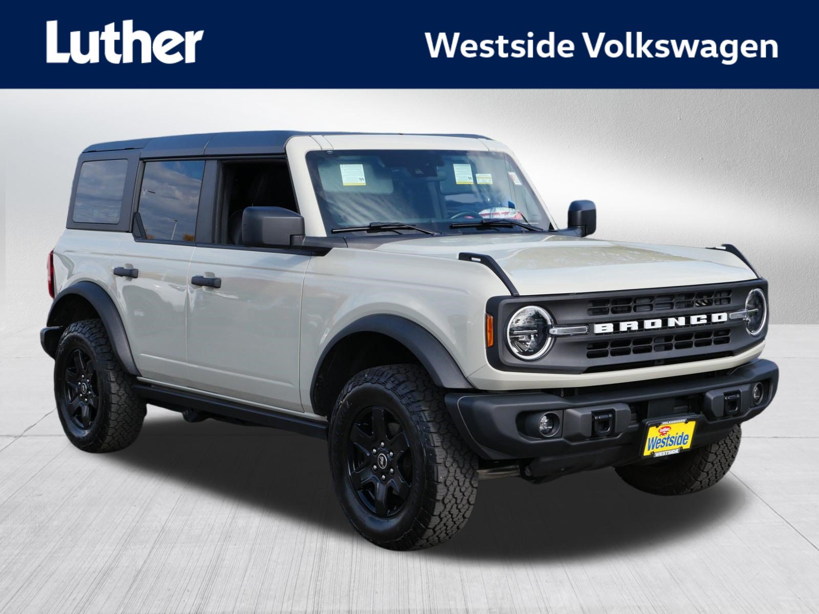 Used 2025 Ford Bronco Big Bend w/ Black Diamond Package AWD/4WD image 1