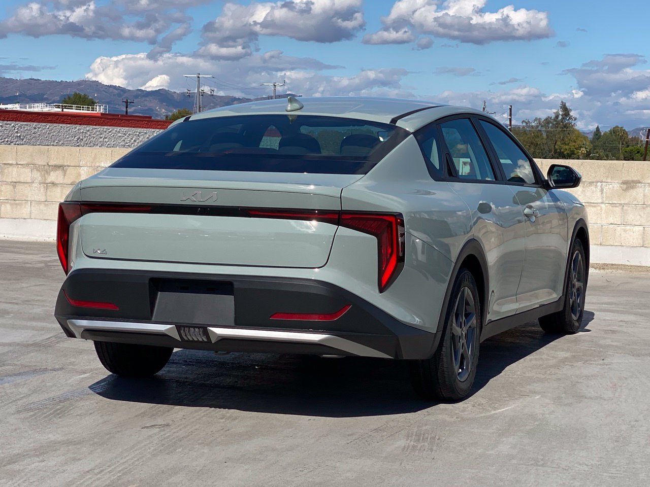 New 2027 Kia K4 FWD image 2