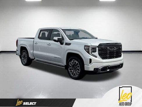 Used 2025 GMC Sierra 1500 Denali Ultimate AWD/4WD image 5