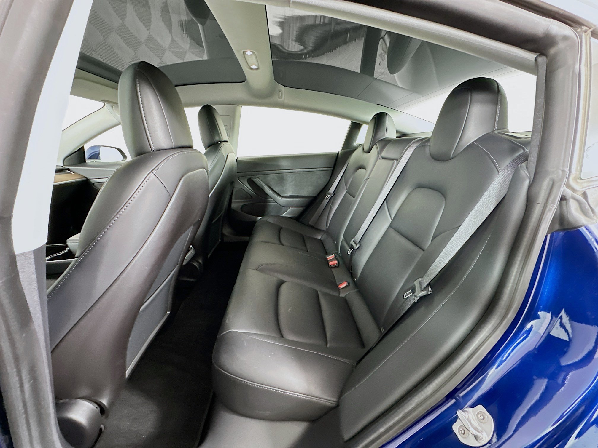 Used 2020 Tesla Model 3 Standard Range Plus RWD image 25