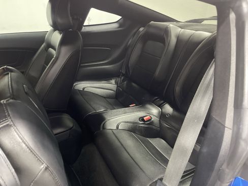 Used 2018 Ford Mustang GT Premium w/ Equipment Group 401A RWD image 11