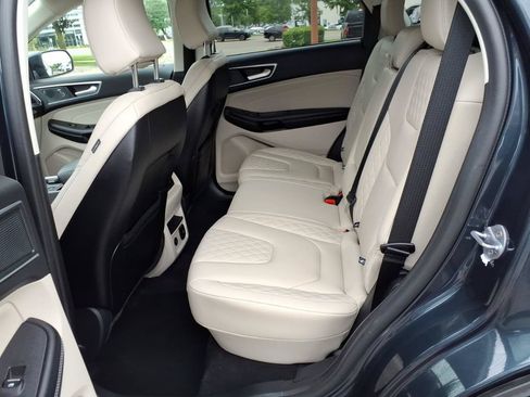 Used 2024 Ford Edge Titanium AWD/4WD image 11