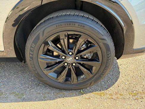 Used 2025 Buick Envista Sport Touring image 29