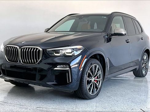 Used 2021 BMW X5 M50i w/ Premium Package AWD/4WD image 5