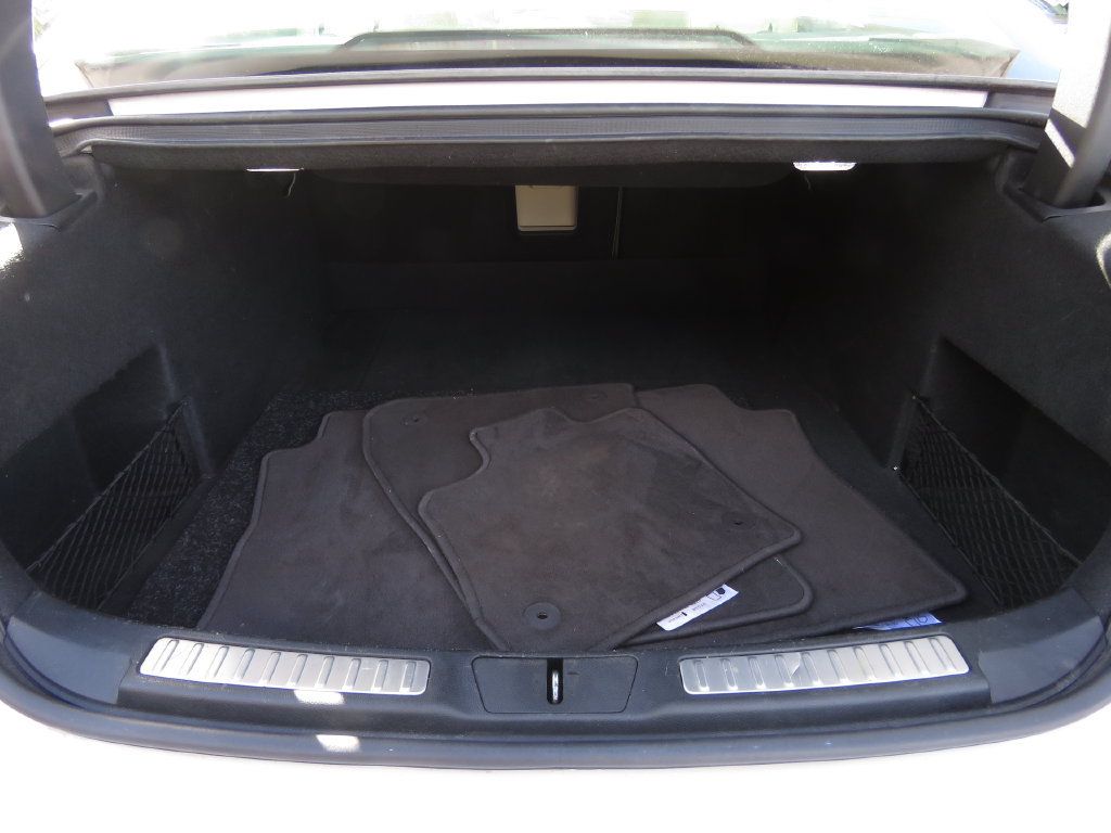 Used 2019 Lincoln Continental Reserve AWD/4WD image 16