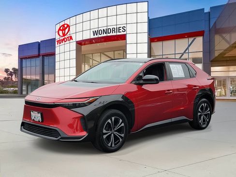 Used 2023 Toyota bZ4X FWD w/ Weather Package image 2