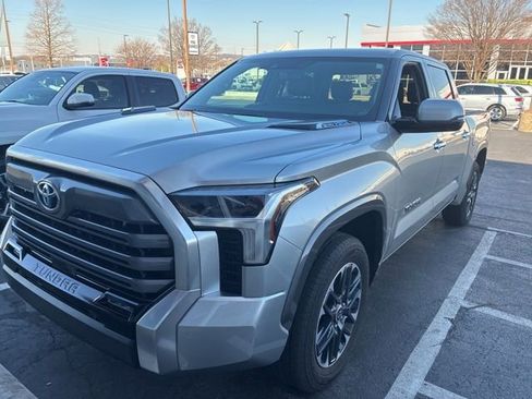 Used 2023 Toyota Tundra Limited image 22