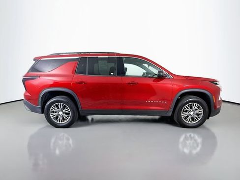 Used 2024 Chevrolet Traverse LT FWD image 10
