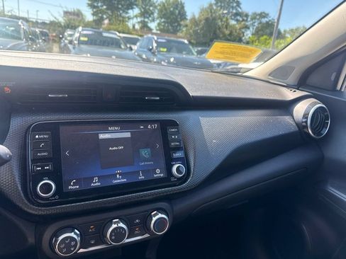 Used 2024 Nissan Kicks SV FWD image 10
