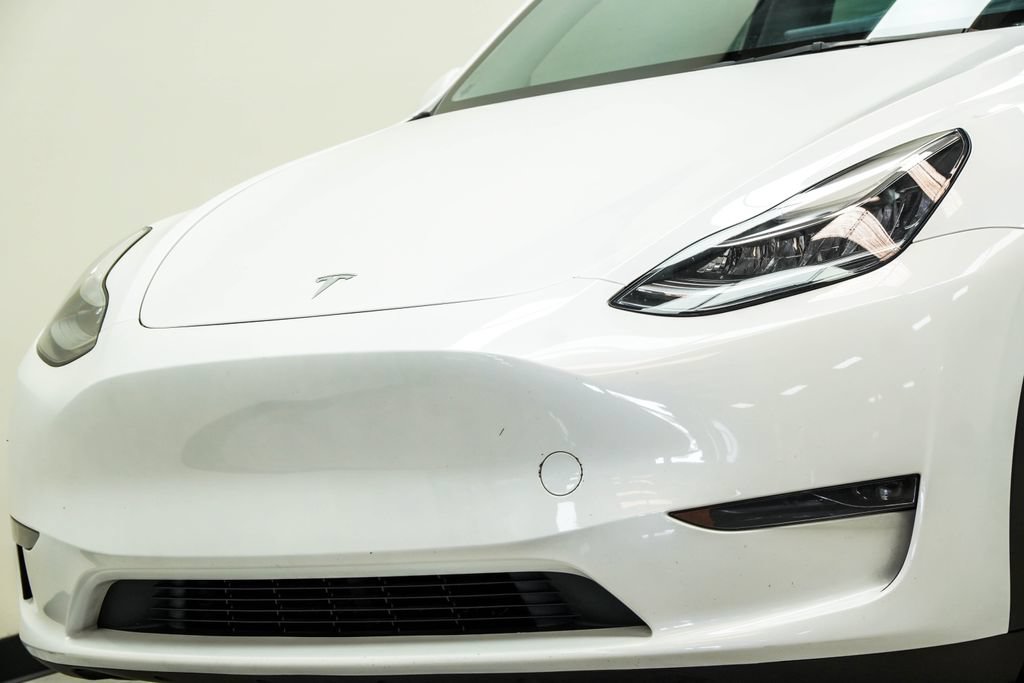 Used 2023 Tesla Model Y Long Range AWD/4WD image 2