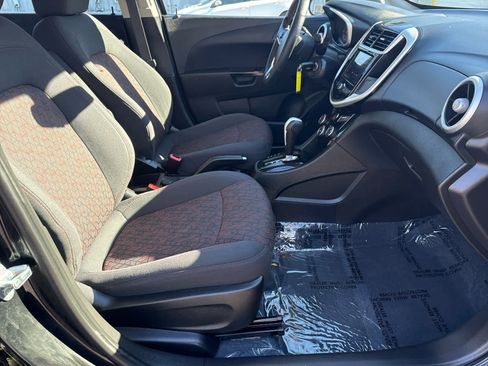 Used 2019 Chevrolet Sonic LT image 12