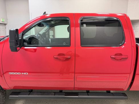 Used 2011 Chevrolet Silverado 3500 LT image 5