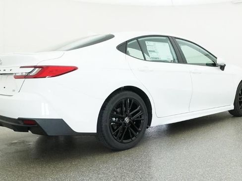 New 2026 Toyota Camry SE image 25