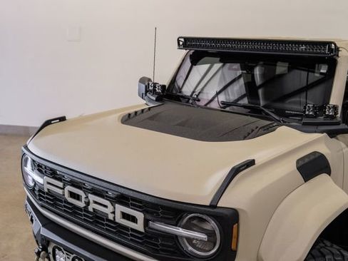 Used 2025 Ford Bronco Raptor image 4