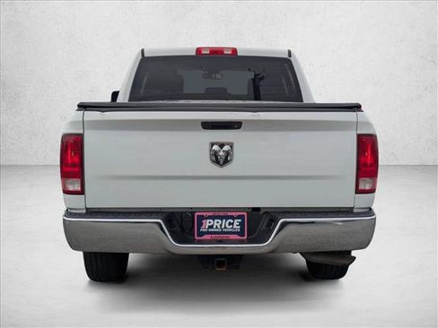Used 2019 RAM 1500 Tradesman w/ Chrome Appearance Group RWD image 7