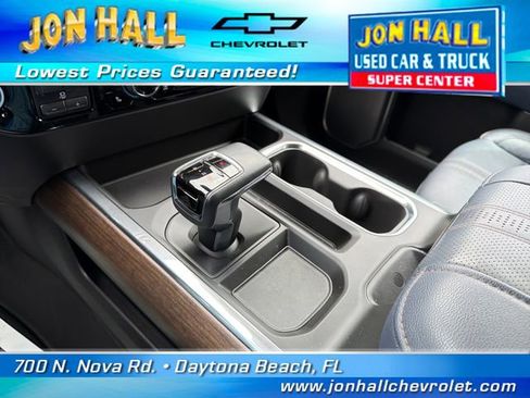 Used 2023 Chevrolet Silverado 1500 High Country w/ Technology Package AWD/4WD image 30
