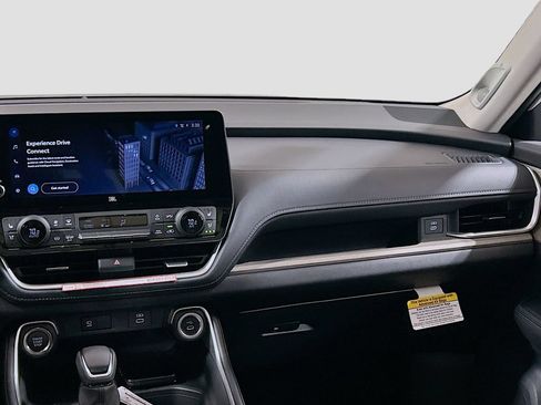 New 2026 Toyota Grand Highlander FWD image 22