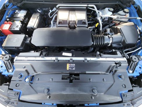 Used 2025 Chevrolet Colorado ZR2 AWD/4WD image 30