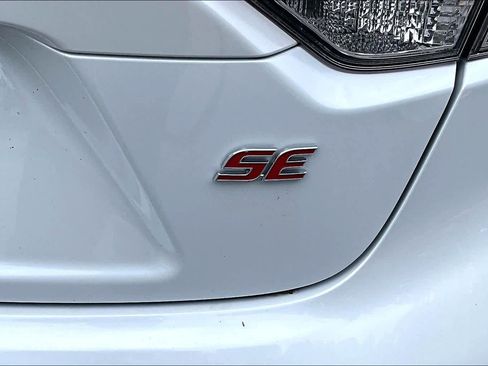 Certified 2025 Toyota Corolla SE w/ Convenience Package FWD image 10