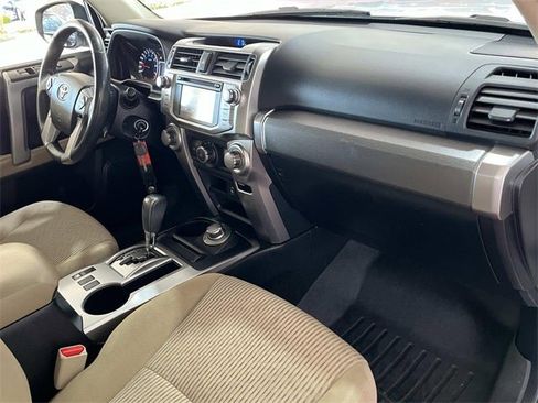 Used 2014 Toyota 4Runner SR5 image 23