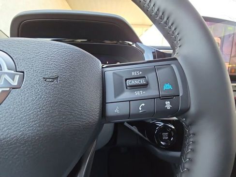 New 2026 Nissan Pathfinder Platinum image 12